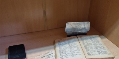Powiększ grafikę: pazdziernik-miesiacem-bibliotek-szkolnych-715448.jpg