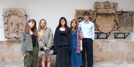 Powiększ grafikę: podroz-do-szkoly-jezykowej-tia-tula-w-salamance-689129.jpg