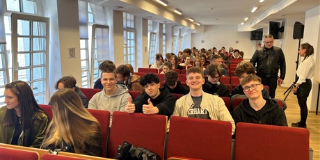 Powiększ grafikę: poznajmy-pjatk-685386.jpg