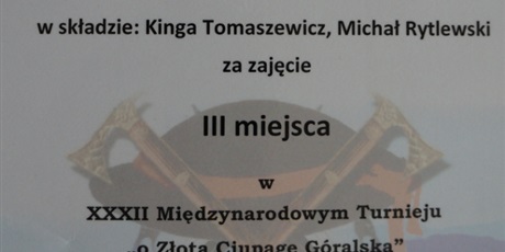Uczennica klasy I Hg Kinga Tomaszkiewicz brązową medalistką Mistrzostw Polski Juniorów Młodszych w Łucznictwie.