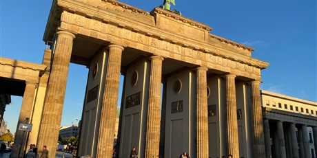 Powiększ grafikę: wycieczka-klasy-3c-do-berlina-641457.jpg