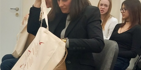 Powiększ grafikę: Wizyta Pani Ambasador Królestwa Hiszpanii Victorii Ortega Gutierrez oraz Pana Radcy d/s Edukacji José Aurelio Llaneza Villanueva w naszej Szkole
