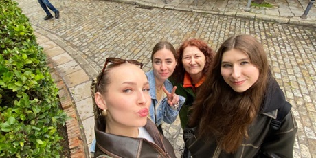 Powiększ grafikę: Wyjazd do szkoły językowej IELE w Sewillii