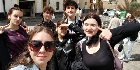 Powiększ grafikę: Wyjazd do szkoły językowej IELE w Sewillii