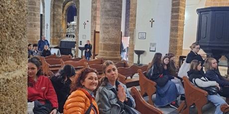 Powiększ grafikę: Wyjazd do szkoły językowej IELE w Sewillii